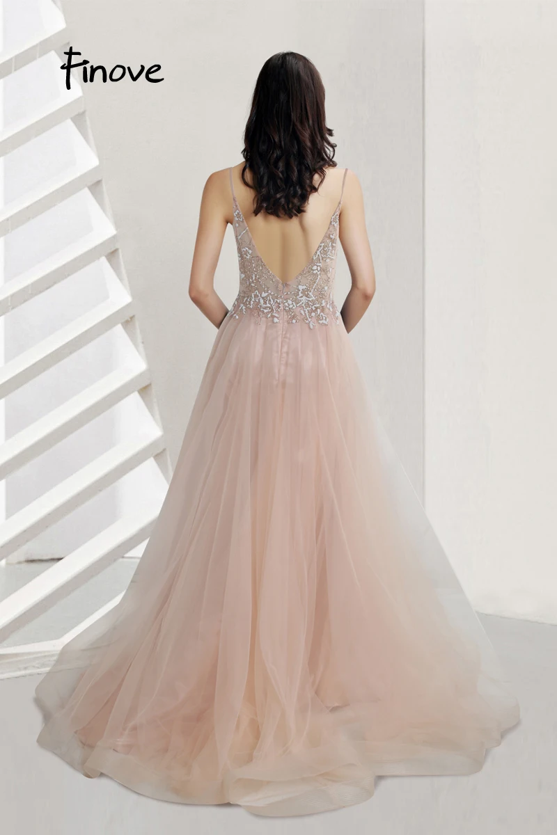 Finove Elegant Prom Dress 2020 Sexy V-neck Illusion Appliques A-line Evening Party Gowns Plus Size