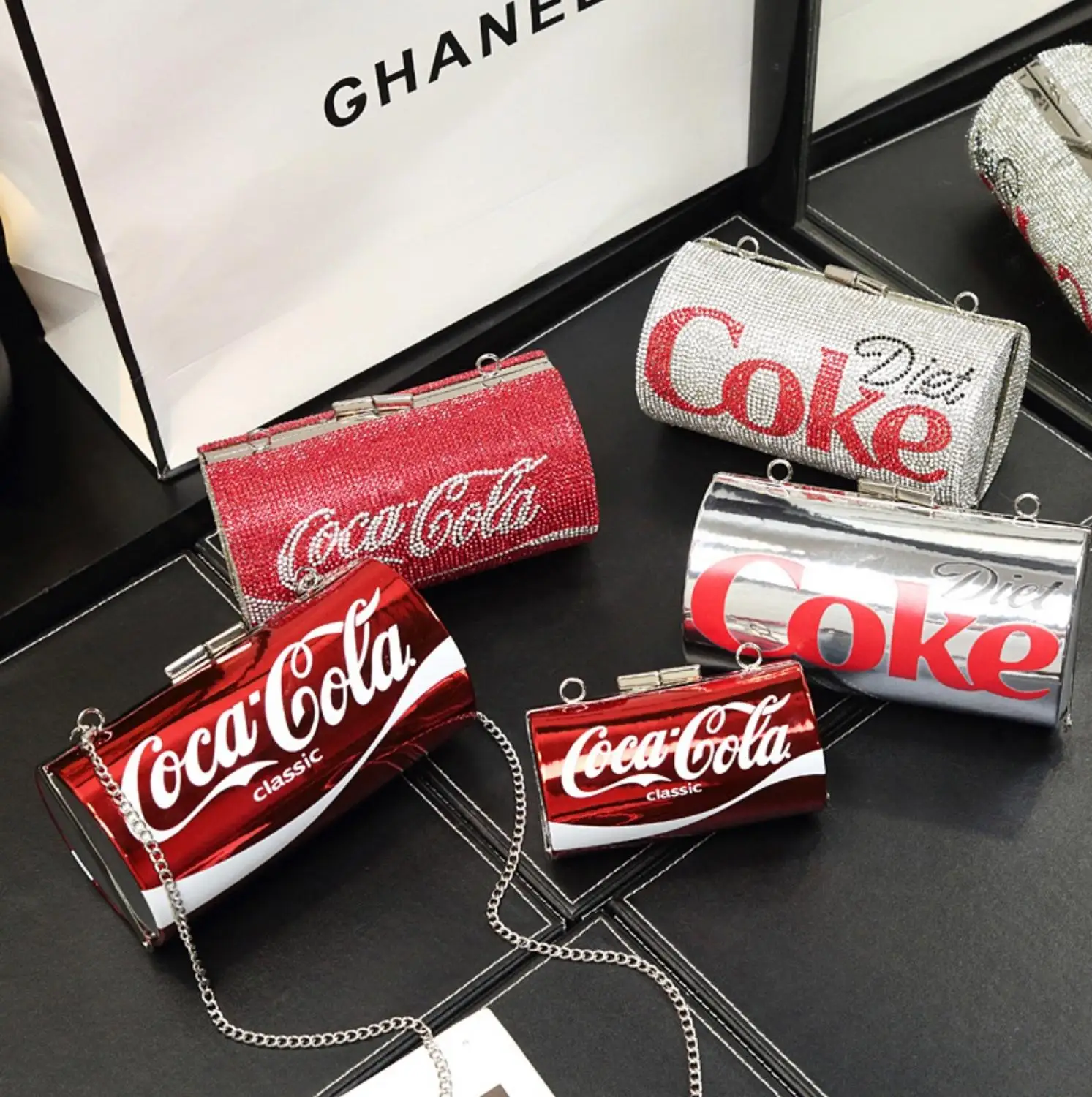 

Cans Diamonds Creative Handbag Women Crossbody Bag Fashion Designer Cola Can Shape Female Shoudler Bag Ladies Chic Clutch Purse