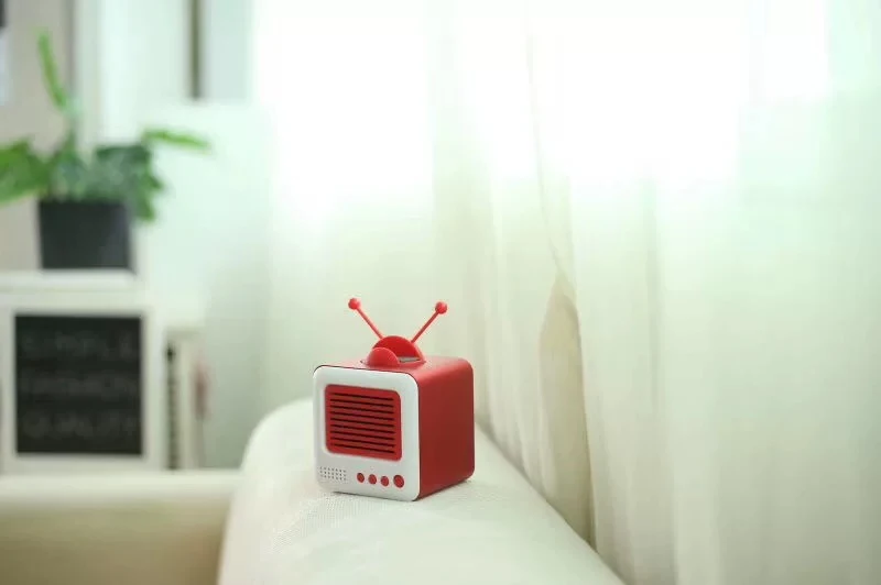 Мода Ретро ТВ моделирование Bluetooth динамик Peterhot PTH900 красочные беспроводной мини музыкальный плеер Кронштейн для мобильного телефона