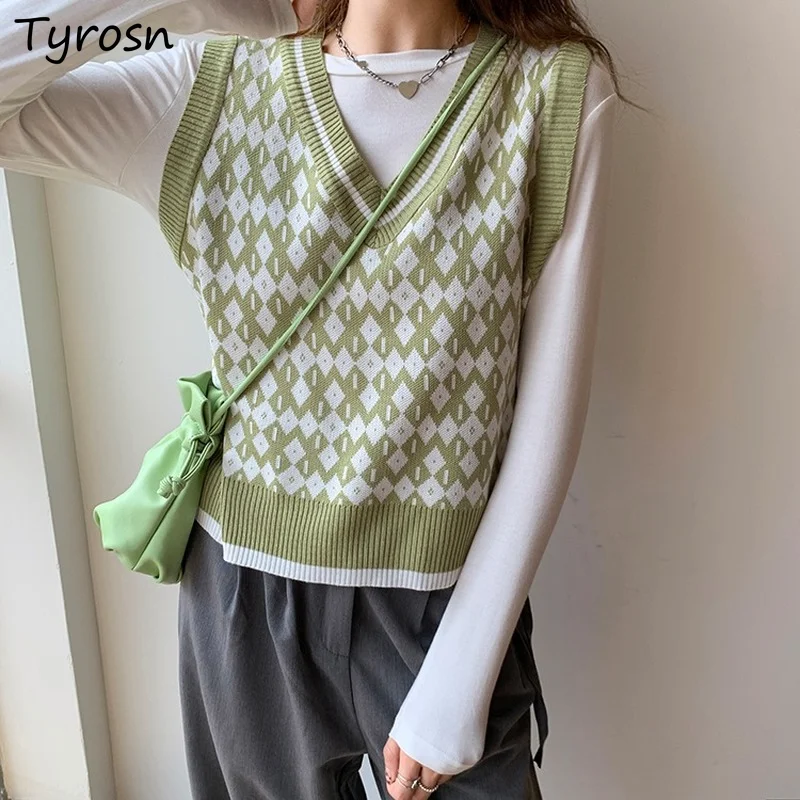 

Women V Neck Argyle Knitted Sweater Vests All Match Korean Style Vintage Spring Autumn Knitwear Sleeveless Sweaters Fashion New