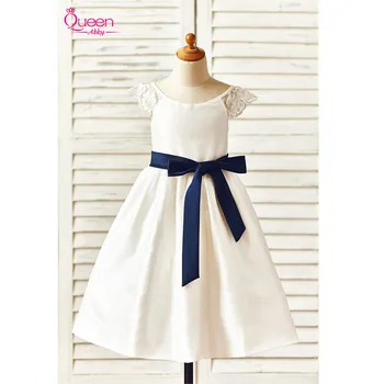 

White and Blue Ball Gown Communion Dress 2019 Simple Satin Lace Sleeves with Super Bow Scoop Neck Capped Dress for Wedding Party