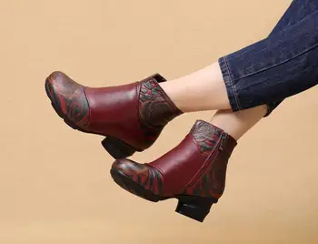 

Leather women's boots spring and autumn thick bottom large size boots soft bottom mother shoes middle-aged cotton shoes