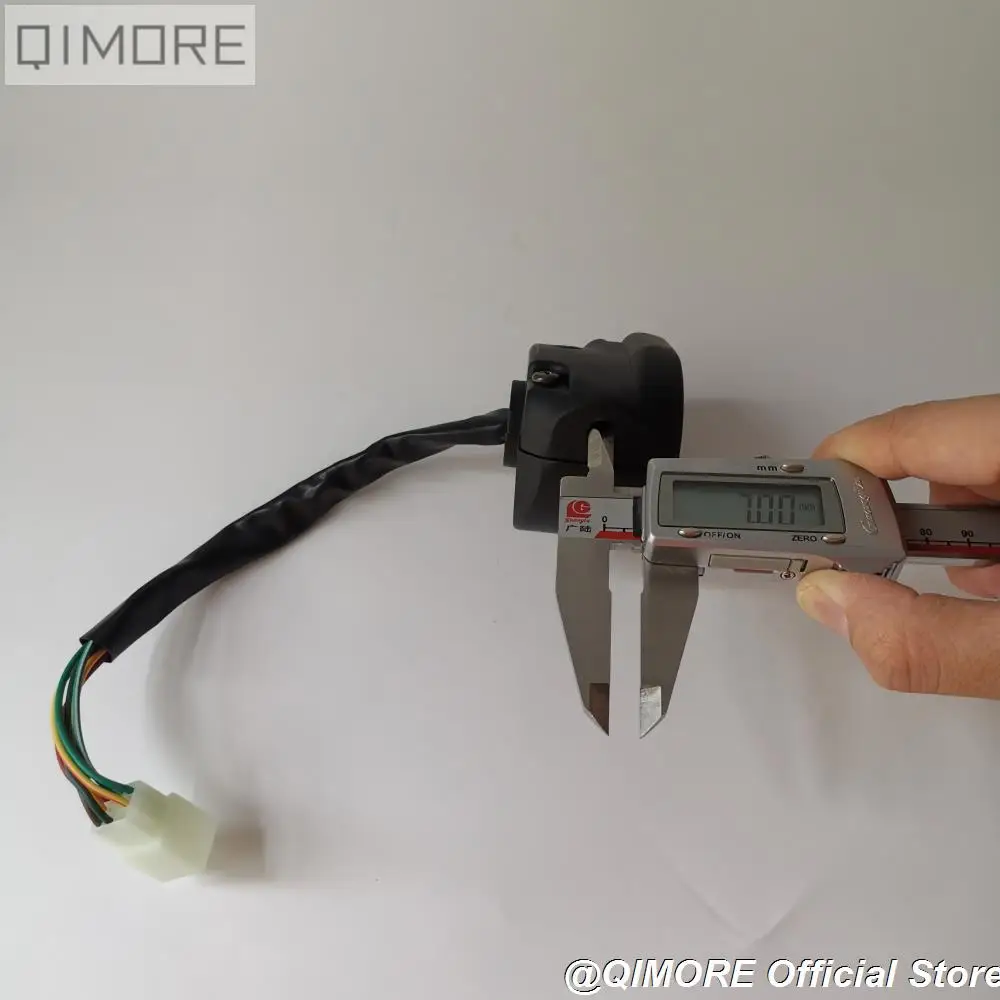 Scooter Moped GY6 B08 Sunny Handsome Boy | Front disc brake Right handle control Switch with plug of 9-pin with 7 wires used