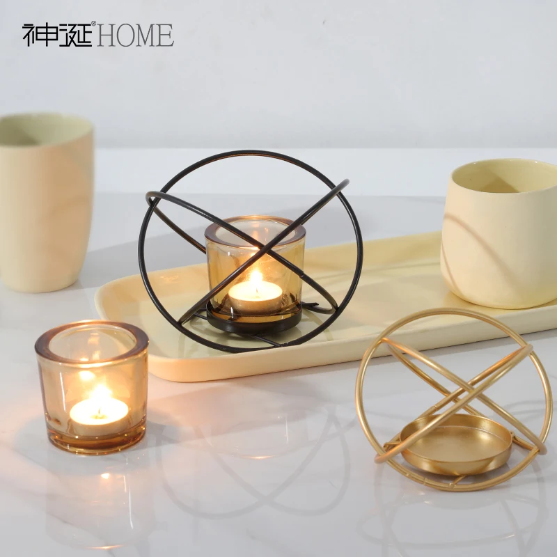 

Nordic Style Wrought Iron Geometric Candle Holders Metal Candle Holder Wedding Centerpieces Christmas Candelabra Europe 50ZT012