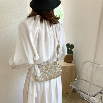 

Small Handbags Women Lace Woven Knit Holiday Shoulder Messenger Sling Bag for Outdoor Shopping Traveling Ornaments