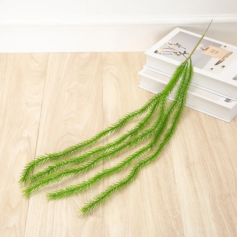 11480207944_727944227