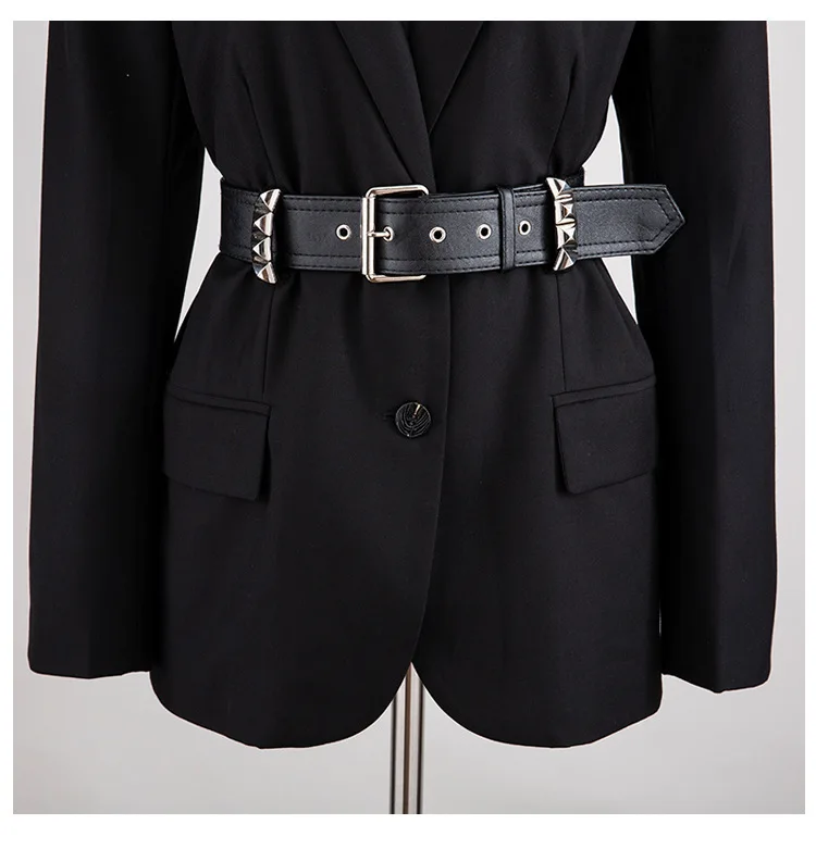 [EAM] Свободная куртка из искусственной кожи с декоративными заклепками и ремнем, Новое Женское пальто с отворотом и длинным рукавом, модное осенне-зимнее пальто JZ276