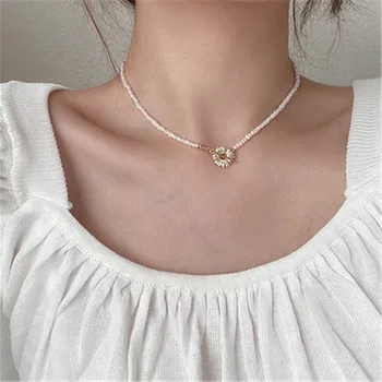 

Korean Necklace Female Natural Pearl Small Daisy Chain Necklace Choker For Women Girls Jewelry Gifts
