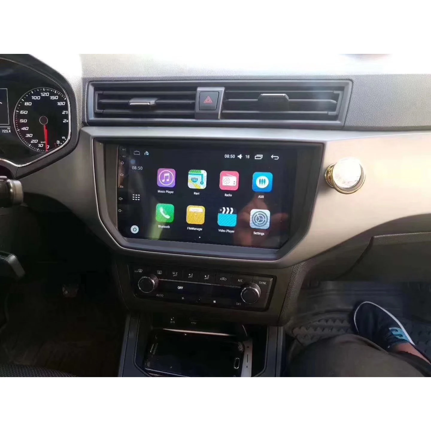 

Chogath 9 inch 2 din Car Multimedia Player Quad Core Android 8.0 Car Radio GPS Navigation for Seat Ibiza 2018