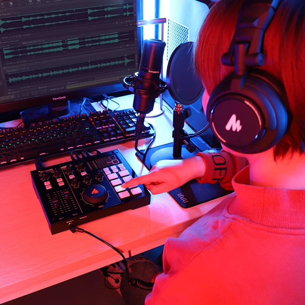 جهاز التحكم في الصوت بودكاست معدات استوديو كارت ال...