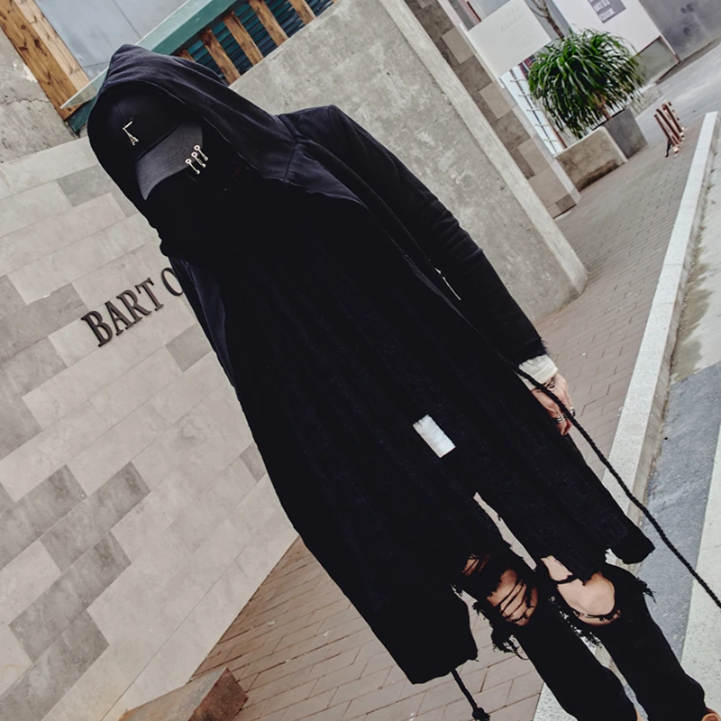 

2019 autumn and winter warm jacket dark Korean version of the long paragraph David clothing plus velvet hooded men's sweater