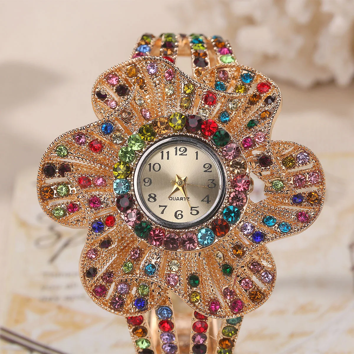 Wrist Watch Women Flower Shape Jewelry Bracelet Watches Crystal Ladies Quartz Clock