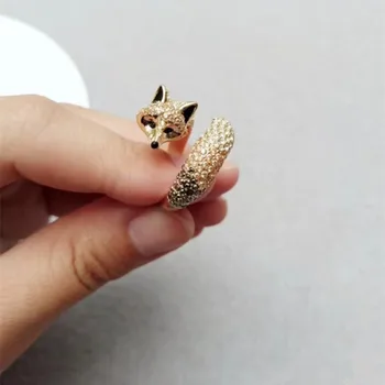 

Opening animal rings High quality SWA, sexy fox, fashionable lady ring
