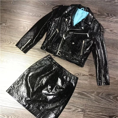 Set black Женская куртка из натуральной кожи ярких цветов; куртка из натуральной овчины; сезон весна; Новинка; Модный комплект из лакированной кожи с юбкой - Цвет: Set black