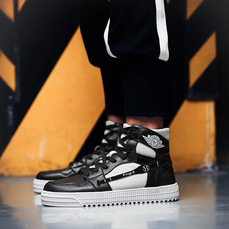 

High-top men's shoes in autumn and winter to help Korean version of the wild casual Gaobang white flat shoes