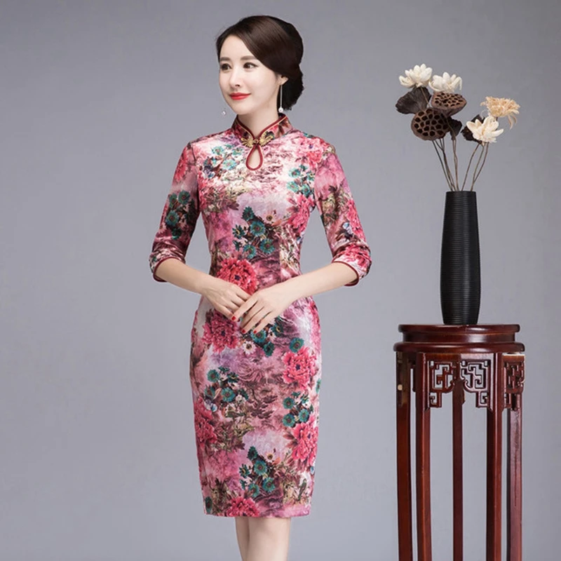 Chinese traditional style Plus size XL Red printing banquet cheongsam new seven-point sleeve long carved velvet short cheongsam - Цвет: style 9