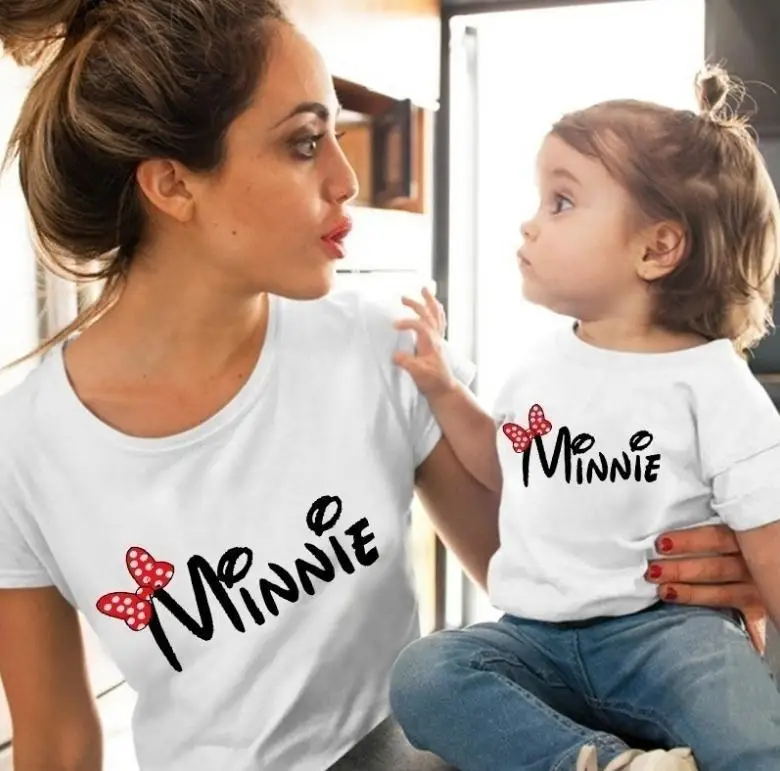 Camiseta de moda para madre e hija, trajes familiares a juego, camisetas para mamá y bebé, ropa para mujer y niña, Tops de algodón