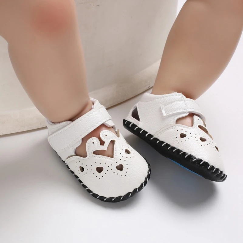stylish baby shoes