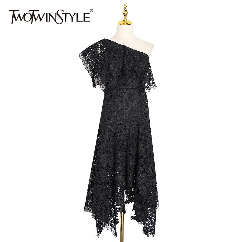 TWOTWINSTYLE Patchwork Kant Asymmetrische Jurken Vrouwelijke Een Schouder Strapless Hoge Taille Hollow Out vrouwen Jurk 2019 Fashion TWOTWINSTYLE Patchwork Kant Asymmetrische Jurken Vrouwelijke Een Schouder Strapless Hoge Taille Hollow Out vrouwen Jurk 2019 Fashion