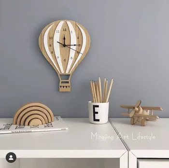 

Simple Creative Wall Clock Modern Cartoons Kids Wall Clock Wooden Nordic Design Cute Relogio De Parede Home Decoration BW50WC