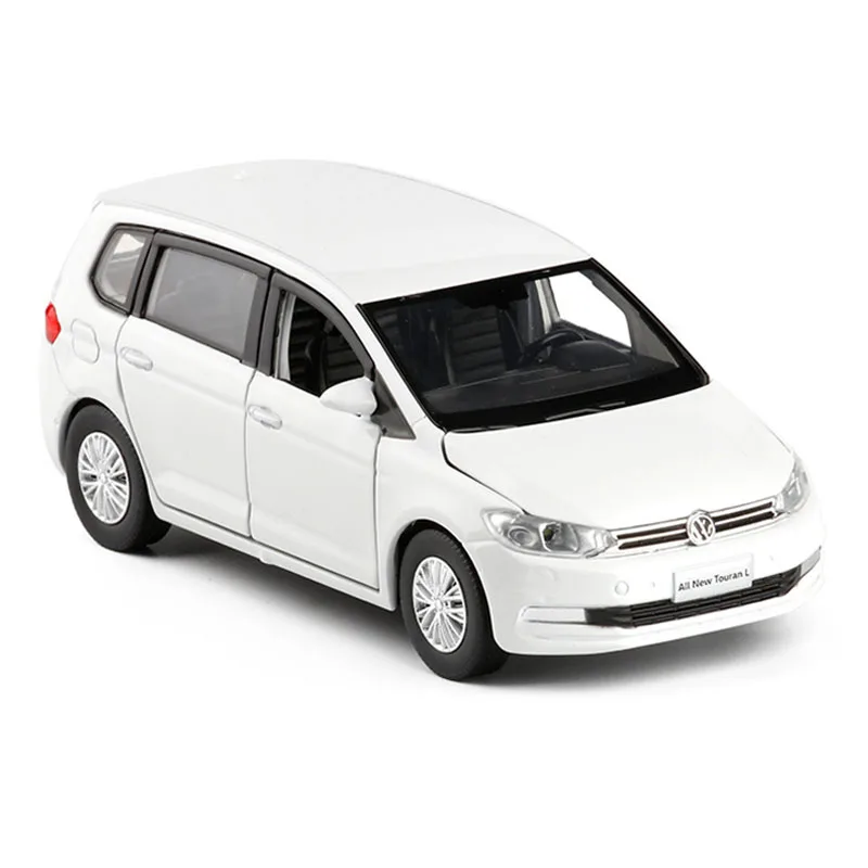 1/32 моделирование Touran L MPV литая под давлением модель игрушечного автомобиля металлический литой звуковой светильник игрушки для детей