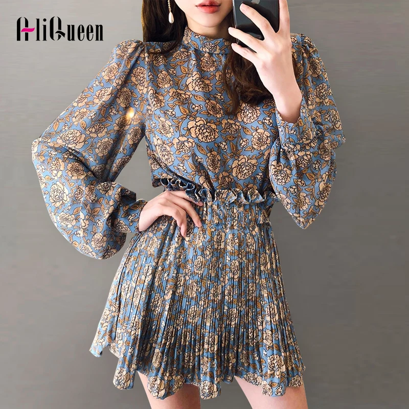 

2019 Autumn Women Two Piece Outfits Floral Print Lantern Sleeve Chiffon Blouse Shirt + Ruffle Pleated Mini Skirt Set 2 Piece Set