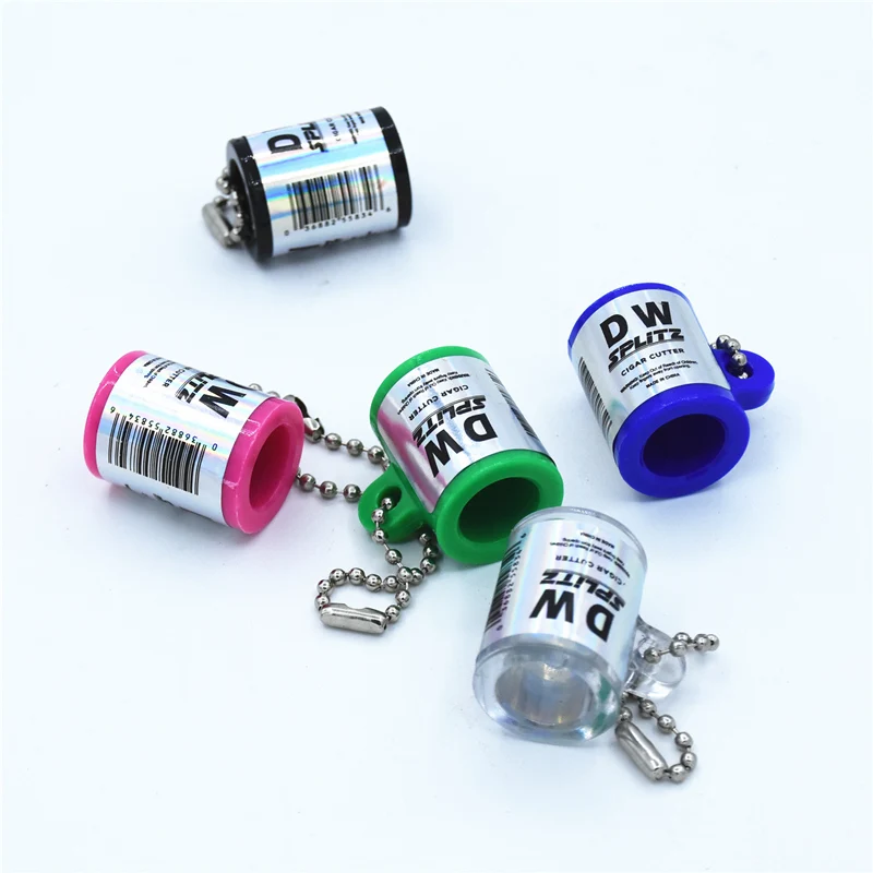 

1 Pc Plastic Pocket Tobacco Cigar Knife Cutter with Key Ring Chain Portable Tobacco Smoking Pipe Tools,Color Random