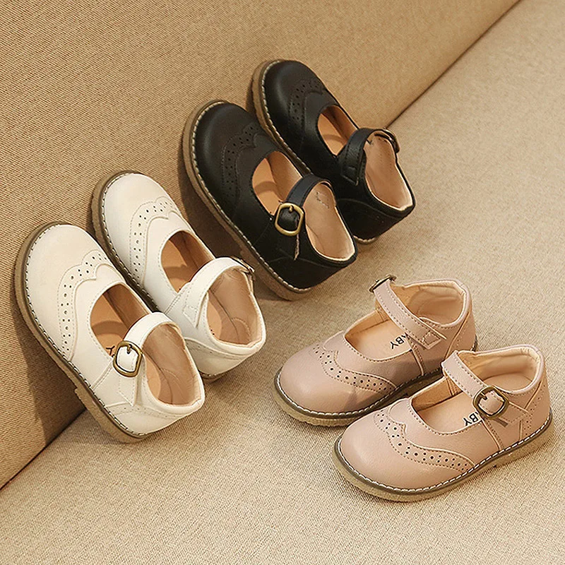 Retro Girls Leather Shoes Fretwork Mary Janes 2020 Autumn Spring Kids Brogue British Embossing Buckle Strap White Black |
