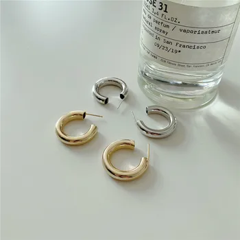 

RUIYI Real 925 Sterling Silver French Style Women Hyperbole C Shape Stud Earrings Female Minimalism New Niche Romantic Ear Studs