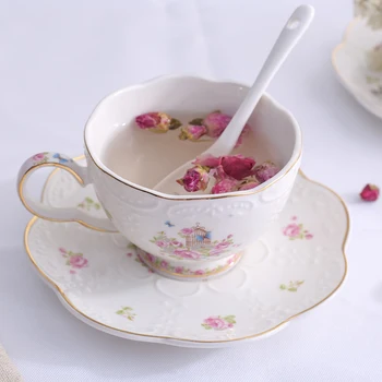 

Nordic Tea Cup Luxury High Quality White Ceramic Cup Creative with Spoon Taza Ceramica Home Afternoon Coffee Tea Cup MM60BYD