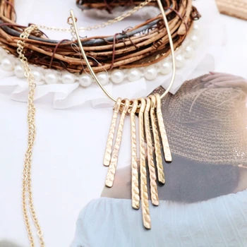 

Hammered Bar Alloy Pendant Charm Necklace