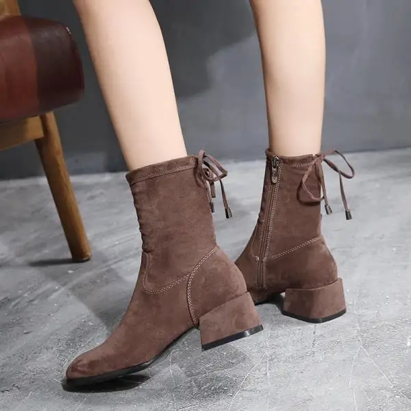 Bootee/ г. Женские резиновые сапоги ботинки на низком каблуке Женская обувь с круглым носком Роскошные Дизайнерские непромокаемые сапоги до середины икры на шнуровке - Цвет: 2