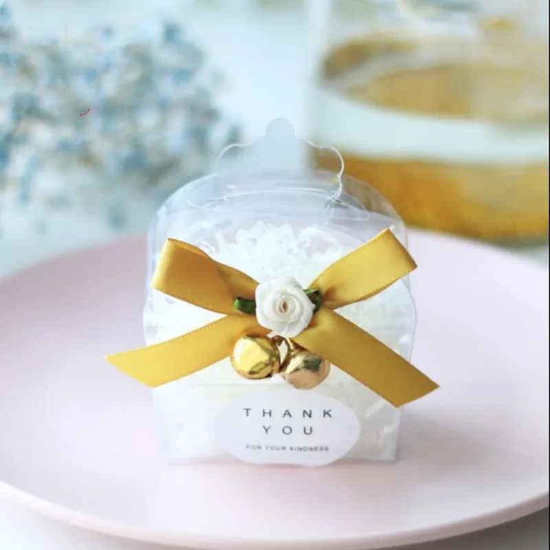 

2019 new style 6x4x6.5cm DIY thank you sticker cute European transparent crown candy box creative wedding box wedding gift box