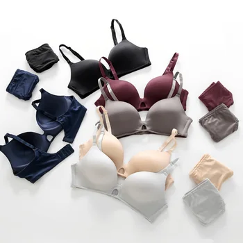 

U-shaped hollow empty light thin clothing smooth no trace no rim smooth ladies AB pass cup comfortable solid color bra set