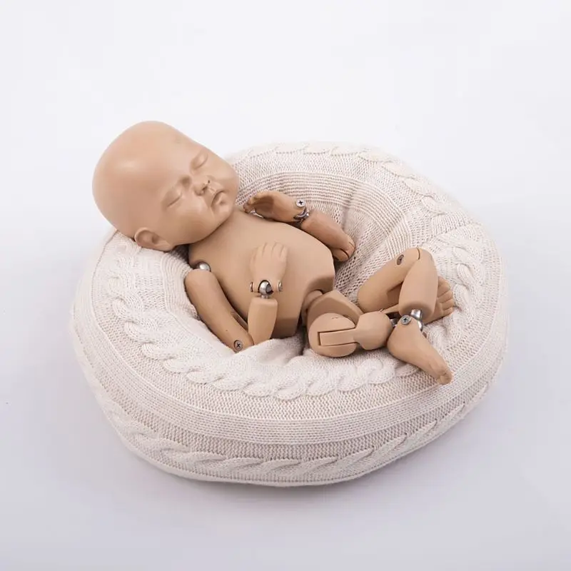 Newborn Photography Props Baby Posing Pillow Newborn Positioner Baby Cushion Pillow Infant Photography Accessories Studio Shot