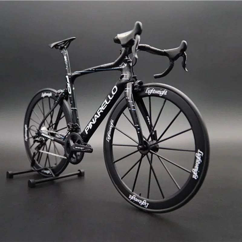 

1:6 scale DOG F10 Assembled Metal Bicycle Model Toy Curved Racing Cycle Cross Mountain Bike Replica Collection kids gift vehicle