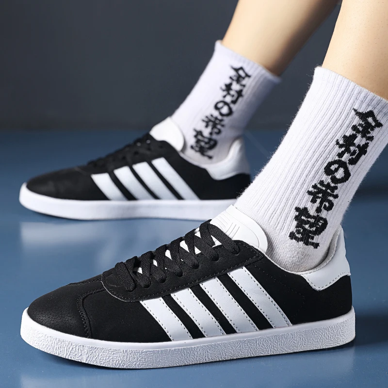 

2019 New Men Shoes Men PU Leather Shoes Lightweight Walking Unisex Sneakers Breathable Men Classic Flats Shoes Male Footwear