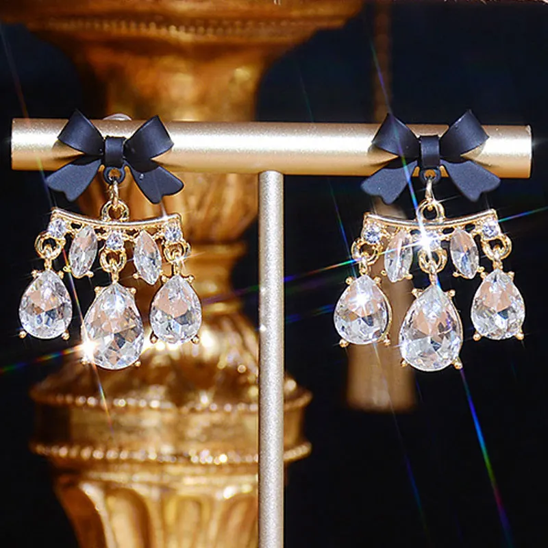 JUWANG-pendientes de mariposa exquisitos negros de lujo para mujer, aretes de circón de alta calidad, elegantes pendientes de temperamento, Glamo, 2021