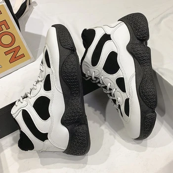 

Padded Boots For Women 2020 Winter Fashion Platform Ankle Boots Luxury Brand Woman Thick Sole Ladies Old Dad Shoes Plush Sneaker