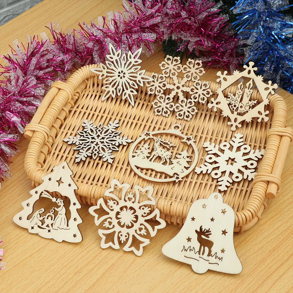 10Pcs DIY Natural Snowflakes Deer Shape Christmas Wooden Chip Hanging Ornaments Pendants Xmas Ornaments Kids Gifts Decorations