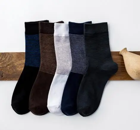 

Fashion Colorful Socks Men Hit Color Stripes big dot Jacquard filled optic combed Cotton Male Sock business sock k2700