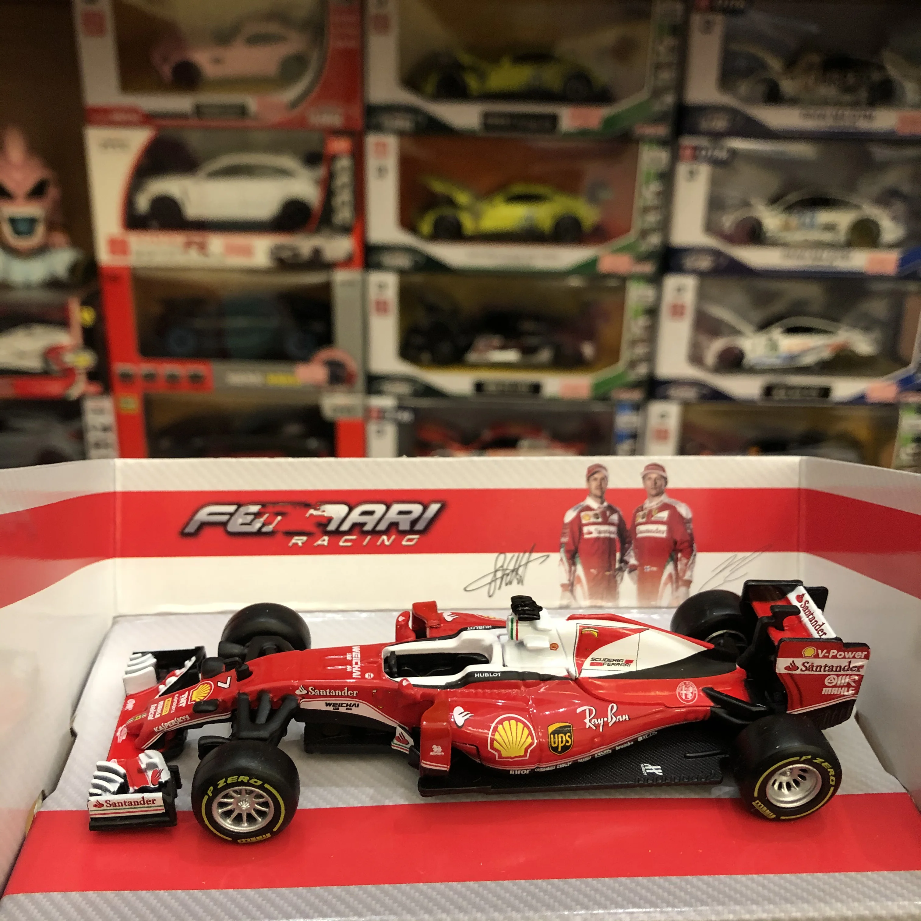 Миниатюрная модель автомобиля Bburago 1:43 2021 гоночная формула Ferrari Sf70 H литье под