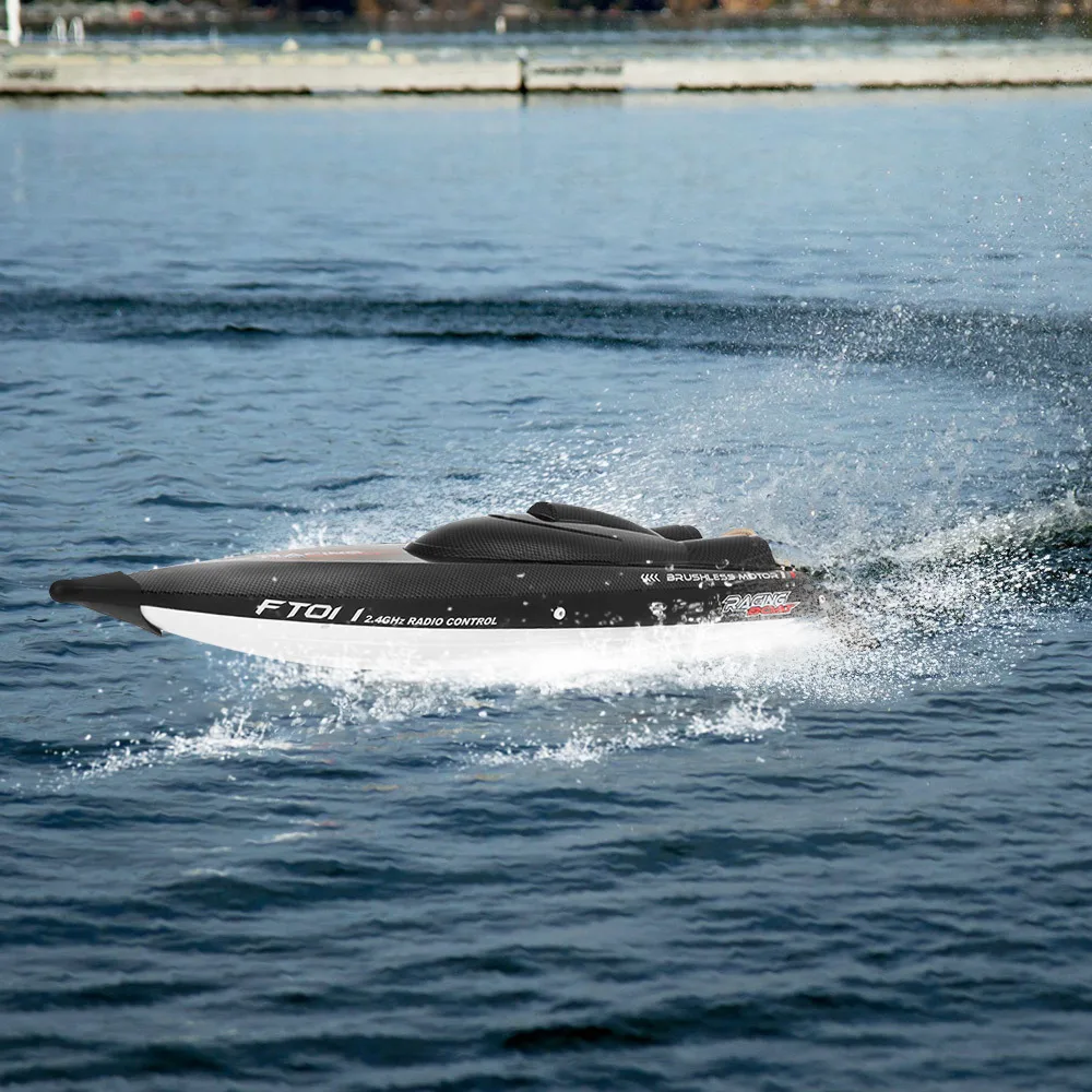 Feilun FT011 2.4G 55kmh High Speed RC Boat Racing Boat with Water Cooling Flipped Self-righting Function Ship Speedboat Toys (9)