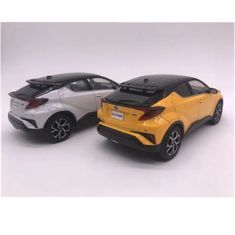 Дефектная модель автомобиля без коробки 1:30 Toyota CHR SUV коллекция моделей игрушечных автомобилей из сплава