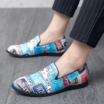

Men Derby Shoes Fashion Blue Graffiti Men's British Gentleman Dress Shoes Trend Party Dance Shoes Big Size Oxfords Men Sneakers