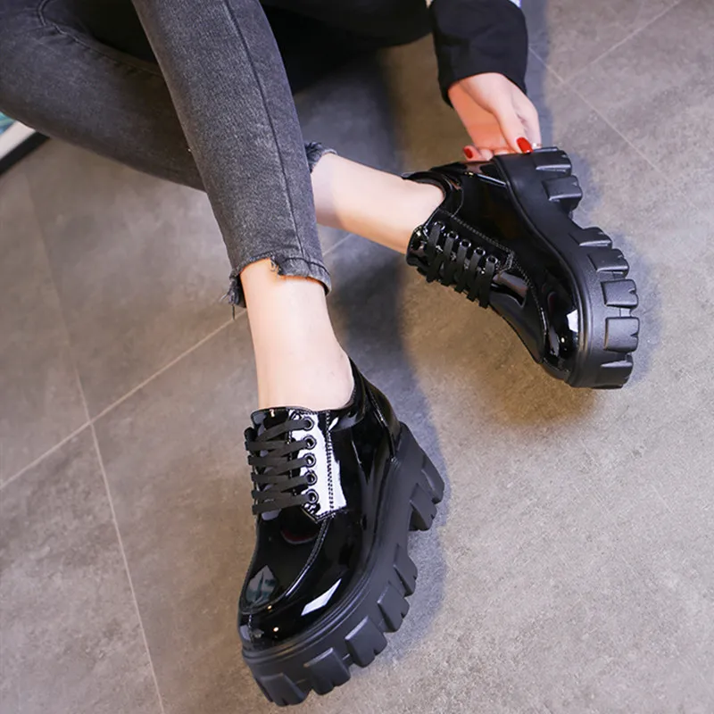 Zapatillas gruesas de plataforma para mujer, zapatos planos de charol con  cordones, suela gruesa, Creepers, novedad de primavera 2020|Zapatos planos  de mujer| - AliExpress