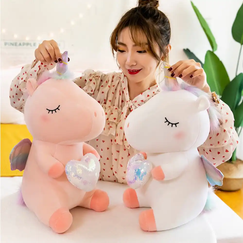 muñecas de peluche