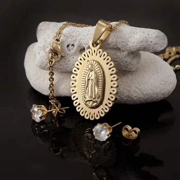 

Gold Stainless Steel Oval Christian Catholic Necklace With Rhinestone For Virgin Mary Pendant Necklace Women Gift Set