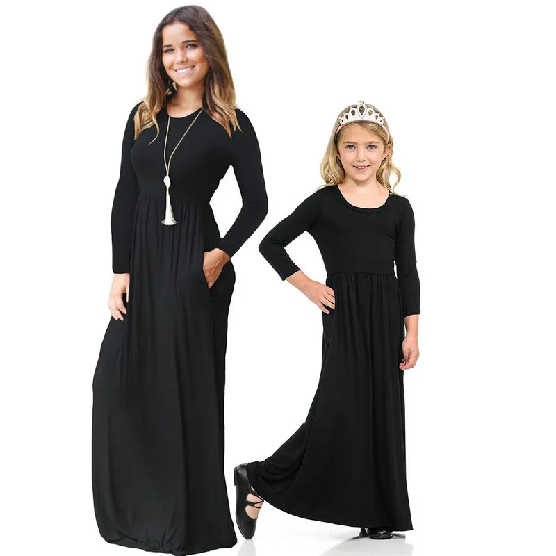 Платье для мамы и дочки; сезон осень-зима года; однотонное платье до щиколотки с длинными рукавами; семейная одежда для мамы и дочки; E0262 - Цвет: E0262 Black