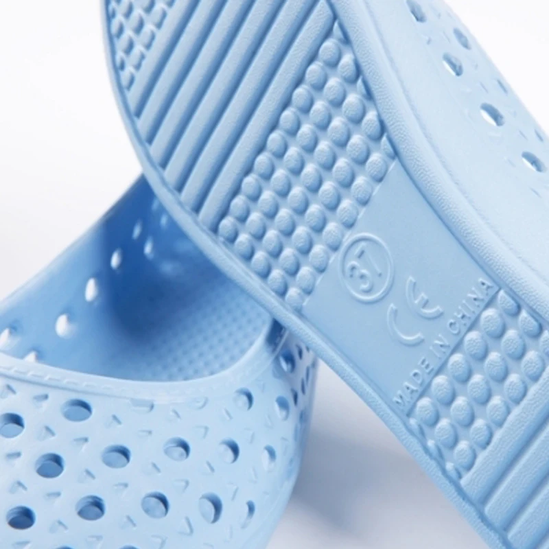 Nurse Shoes Medical Shoes Hospital Women's Shoes Safety Surgical Plugging Clean Room Doctor Light breathable Working Shoes 2019